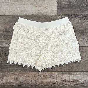 Express Cream Lace Shorts